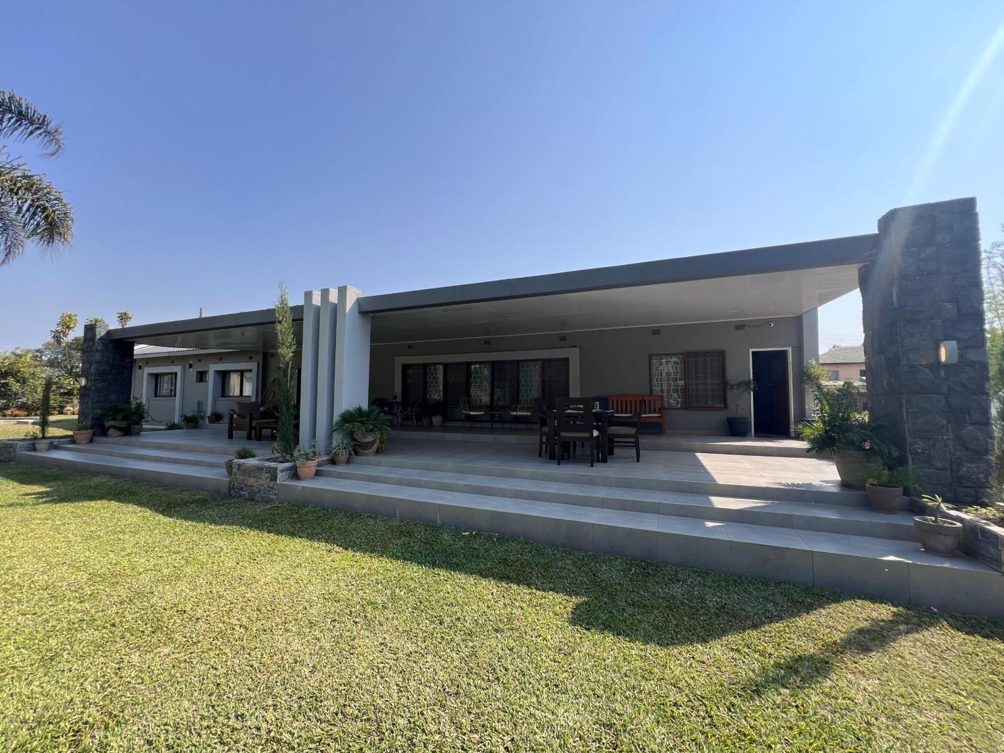 Summerfields & Gardens Lodge Kitwe Exterior photo